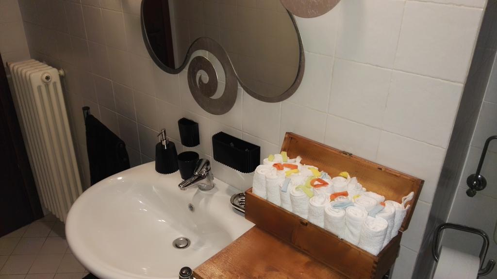 A Casa Di Gio Bed & Breakfast Turin Ruang foto