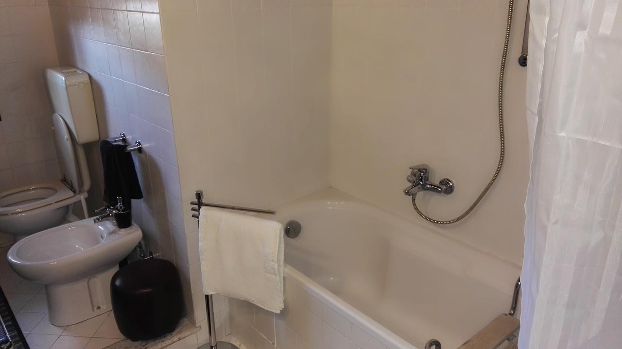 A Casa Di Gio Bed & Breakfast Turin Bagian luar foto